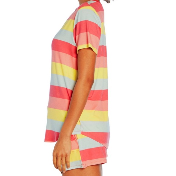 Wildfox 3-piece short set with scrunchie - Picture 3 of 7